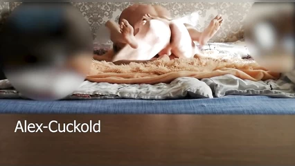 Жена ебётся с другом Сашей