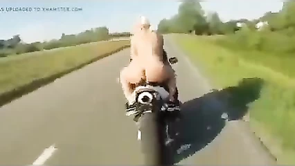 Софья в клипе