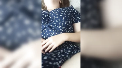 Задрал толстой платье, чтобы потрахать