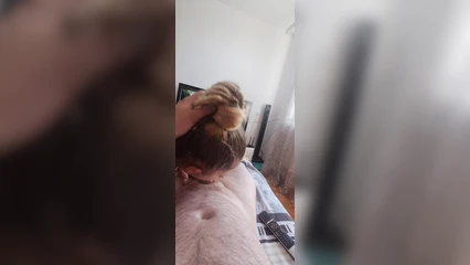 Аня из Ижевска сосёт и любит в очко