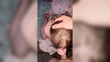 Жадно присосалась