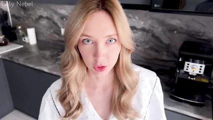 Туристка была очень голодна и я накормил её спермой