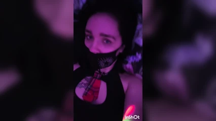 Согласилась съёмку ебли, но только в маске