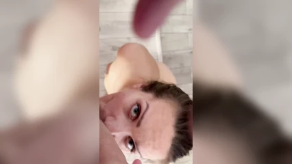 Лиля глотает сперму